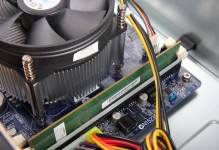 神舟战神G50（全新一代游戏本带来的卓越体验）